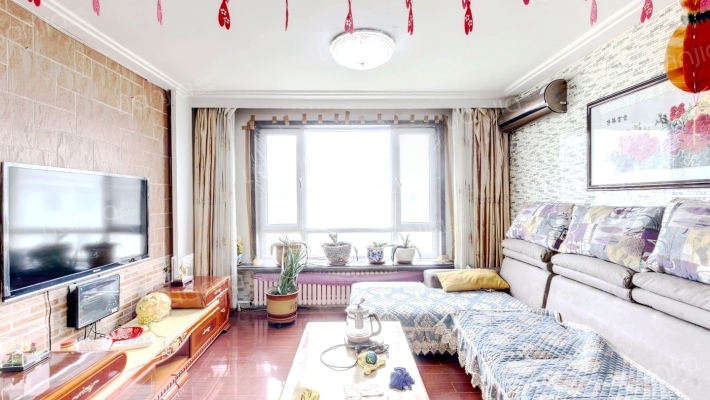 风华新苑A区二手房实景图