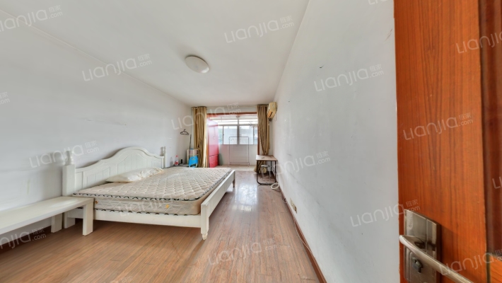 天山路二手房实景图