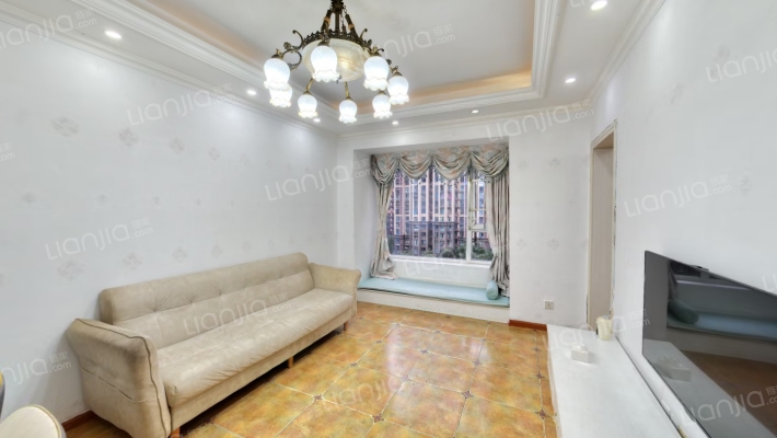 龙腾东麓城二手房实景图