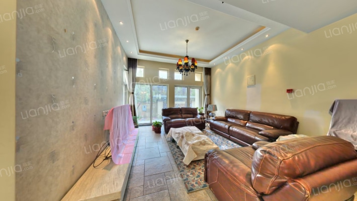 雪梨澳乡D区二手房实景图