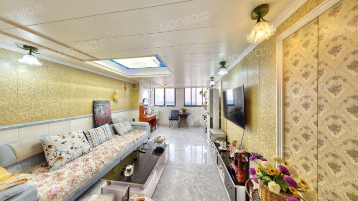 万华1号二手房实景图