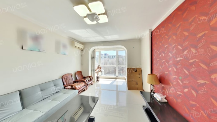 依云北郡B区二手房实景图