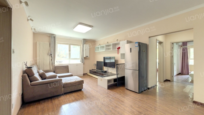 金地仰山西区二手房实景图