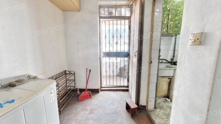 湖南路18号二手房实景图