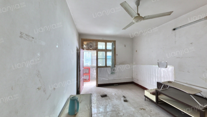 南阳路270号院二手房实景图