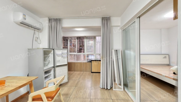 都司公寓二手房实景图