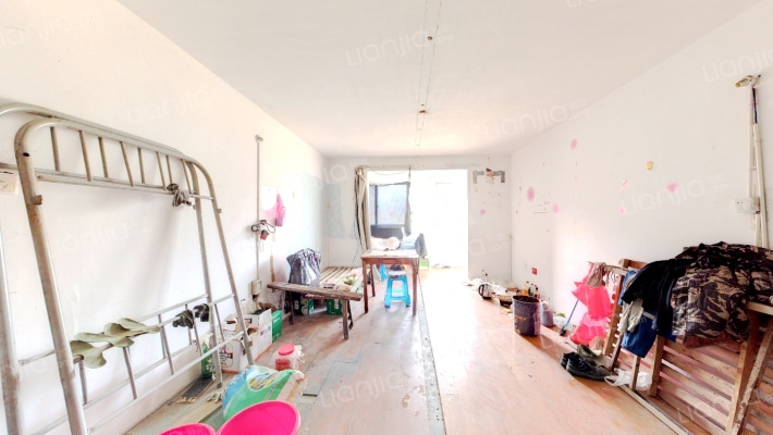 外滩小区二手房实景图