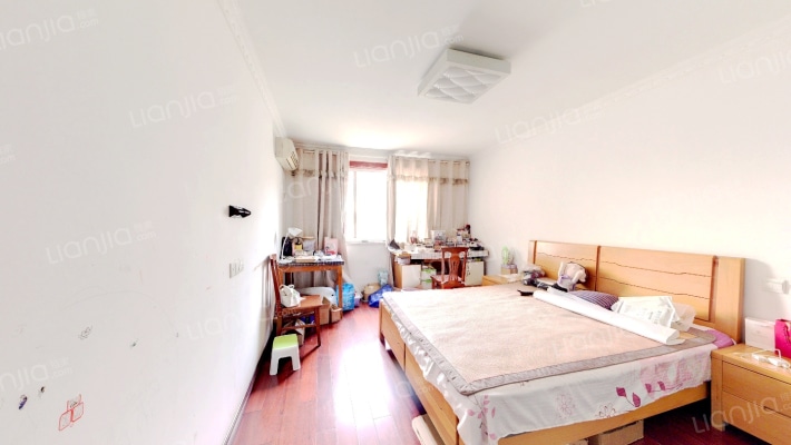 虹桥新苑东区二手房实景图