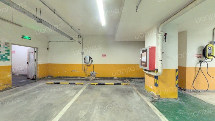 建邦华庭西区二手房实景图