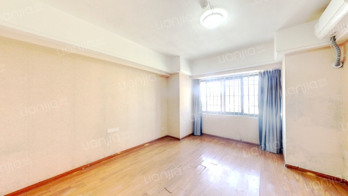 万达广场二手房实景图