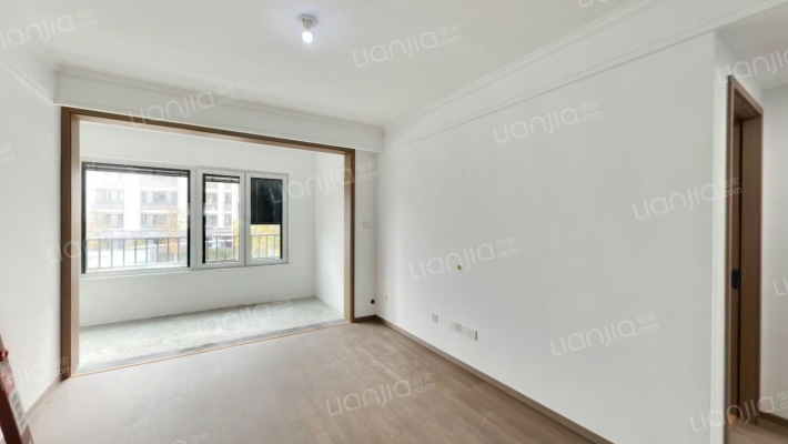 原山珺花园二手房实景图