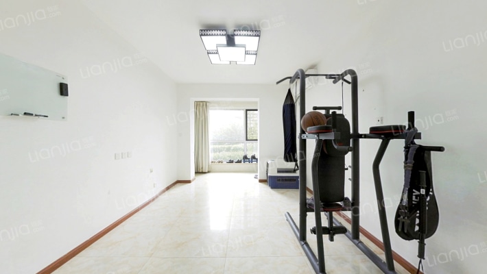 悦丽海湾二手房实景图