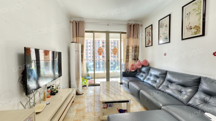 万城名座花园二手房实景图