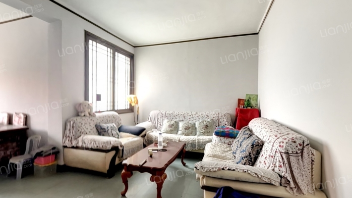 望湖公寓二手房实景图