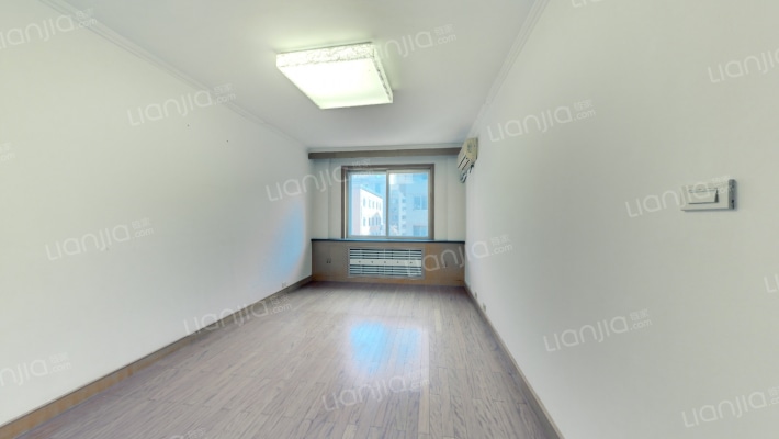 龙泉街（三八广场）二手房实景图