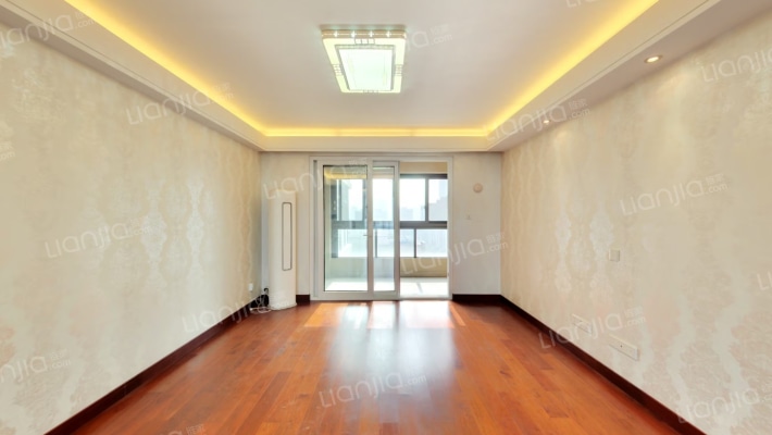 万科玲珑东区二手房实景图