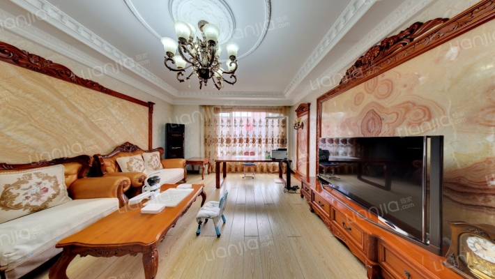 西山湖畔一期二手房实景图