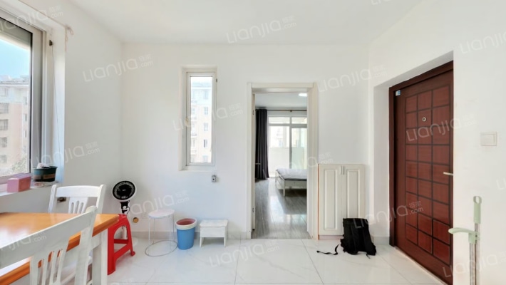 滨河新苑一期二手房实景图