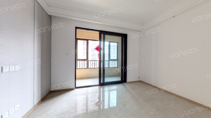 星皓锦樾二手房实景图