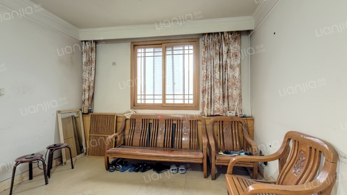 郑汴路42号院二手房实景图