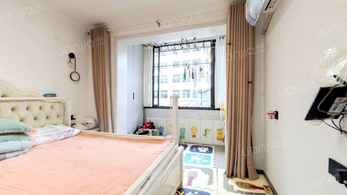 昌平路984弄二手房实景图