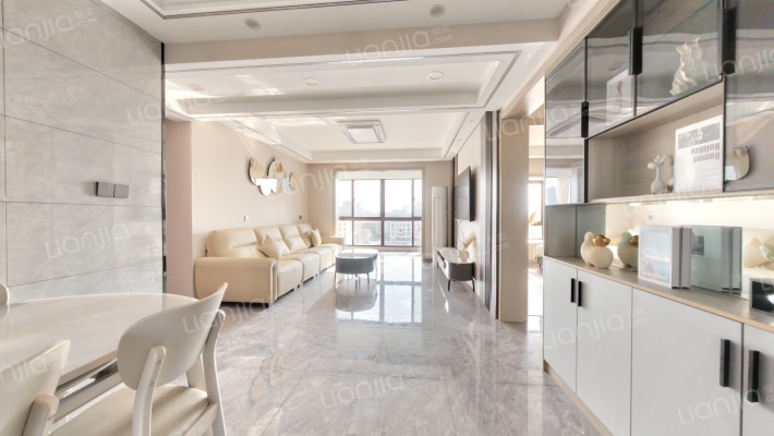 碧桂园翡翠湾二手房实景图