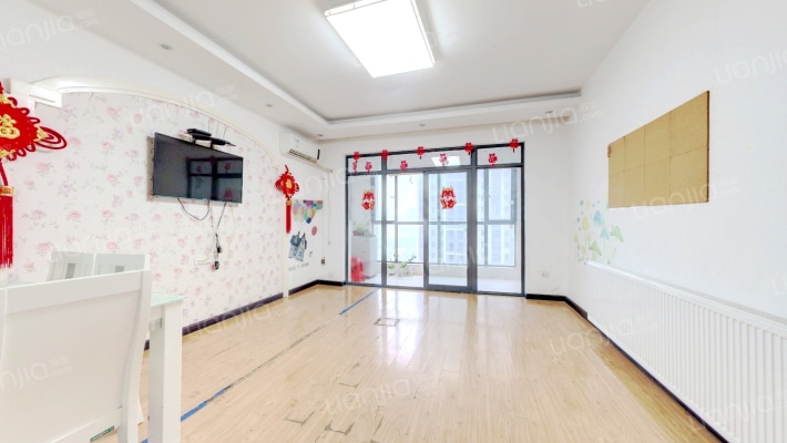 万达广场住宅北区二手房实景图