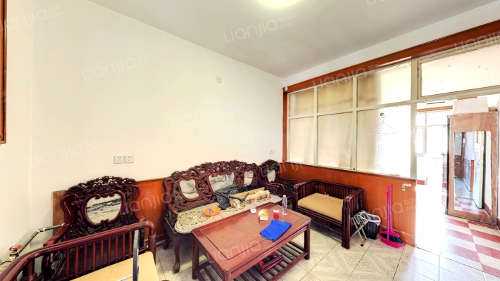 千佛山东路11号二手房实景图