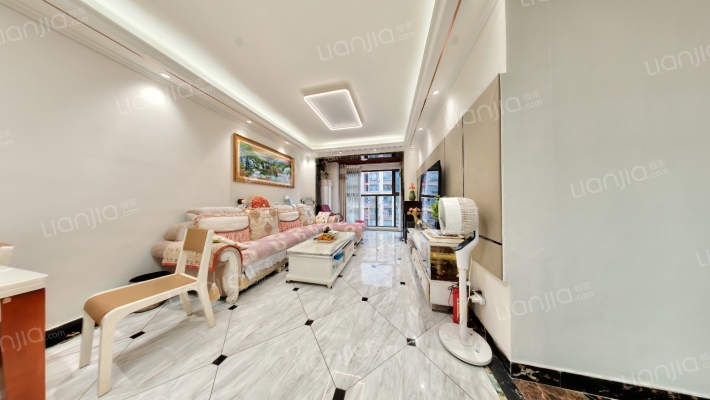 蓝润华府春天二手房实景图