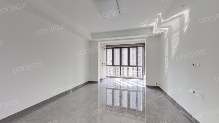 联泰天悦二手房实景图