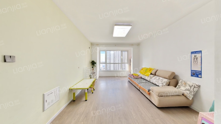 大连海湾城五期二手房实景图