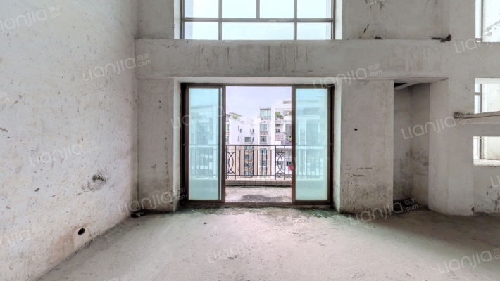 海逸华庭二手房实景图