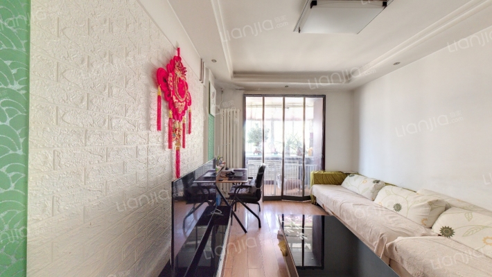 市政设施家属楼二手房实景图