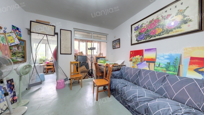 红梅雅苑二手房实景图