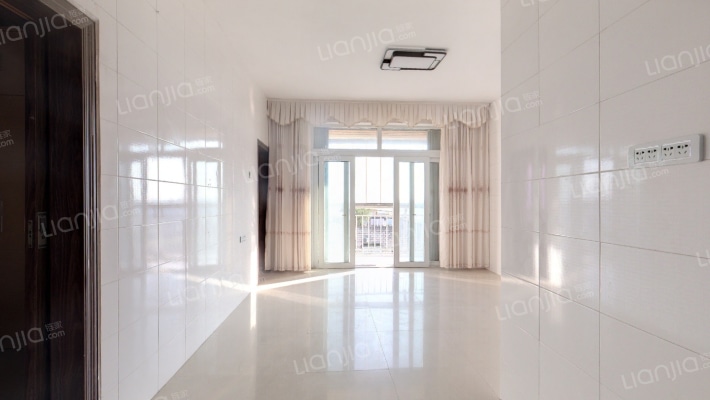 芳草绿岸二手房实景图