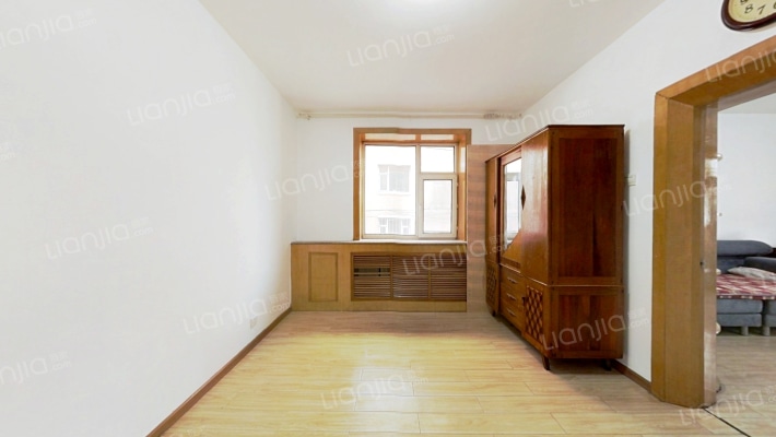 吉煤小区二手房实景图