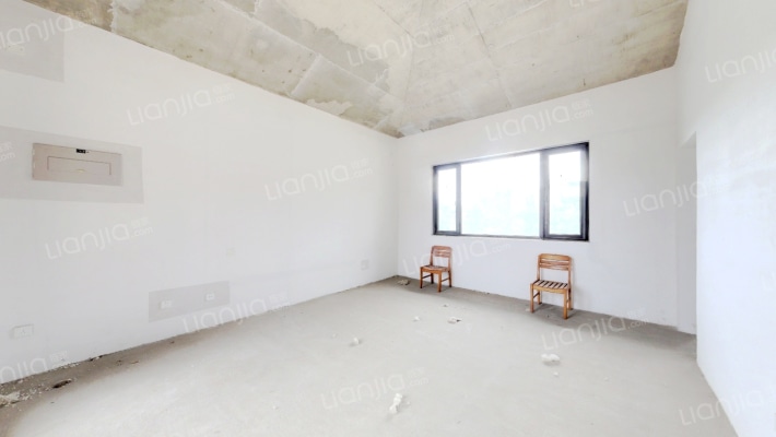 牛驼温泉孔雀城臻泉苑二手房实景图