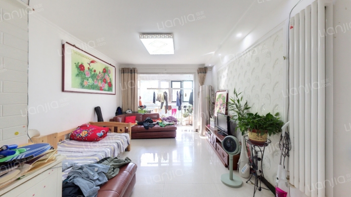 奥特名苑二手房实景图