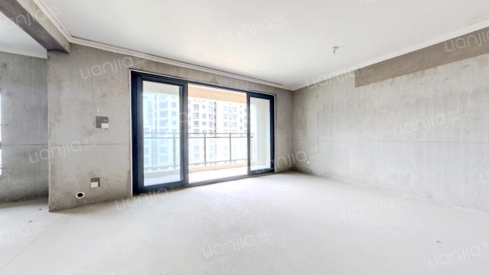 绿地东方公寓二手房实景图