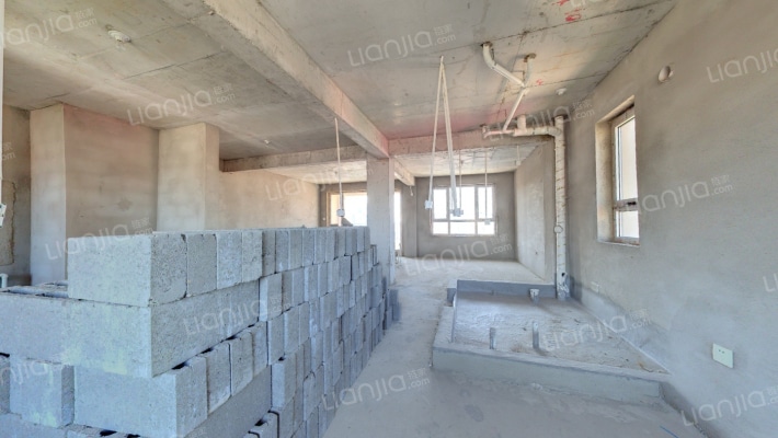 名仕华庭二手房实景图