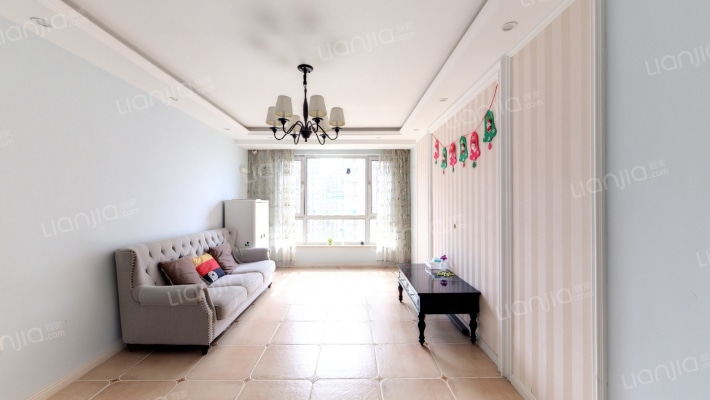 保利达翠堤湾二期二手房实景图