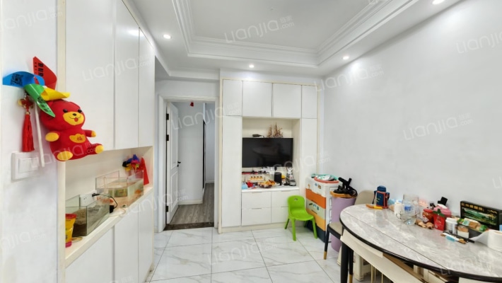 鸿盛家园二手房实景图