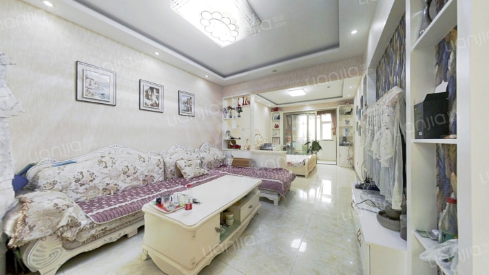 北美枫情二手房实景图