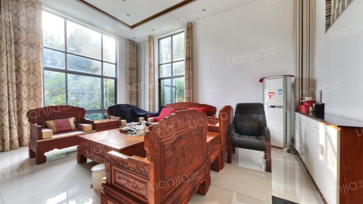 江南水乡满庭芳二手房实景图