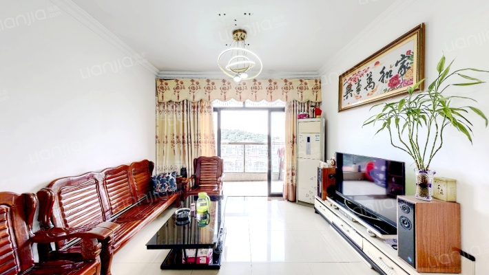 海畔馨苑二手房实景图