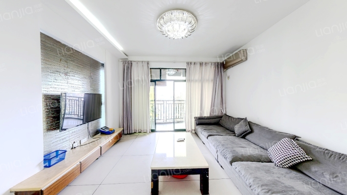 香槟郡二手房实景图