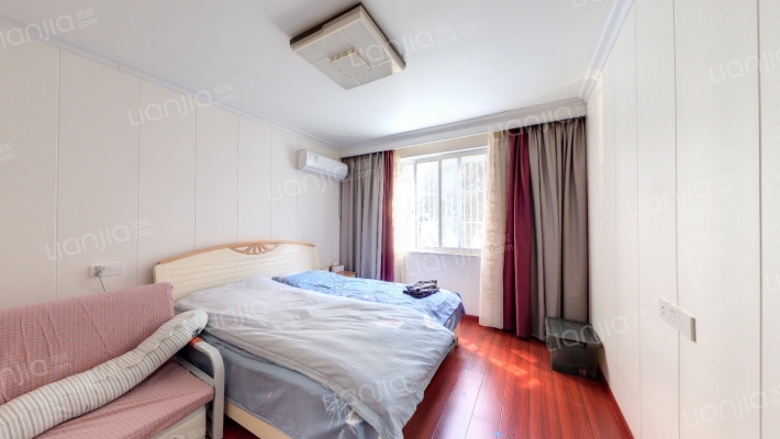 云盘一村二手房实景图