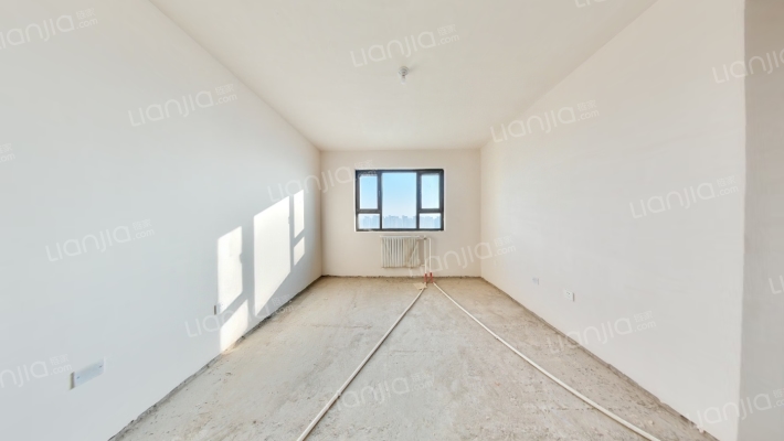 东湾百福苑二手房实景图