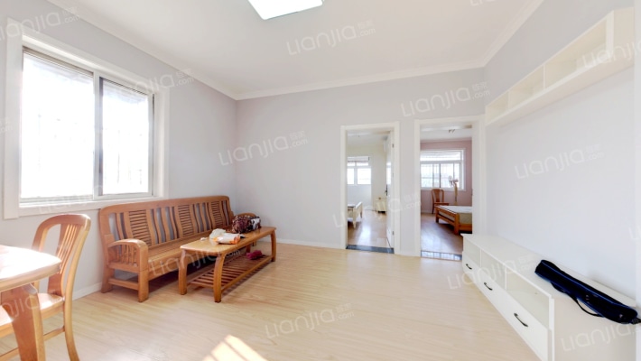 十字街70号二手房实景图