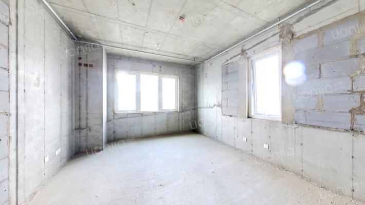 长安金茂悦二手房实景图